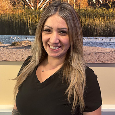 Ventura Townehouse empolyee of the month Anell Roque