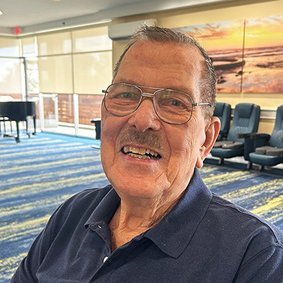 Ventura Townehouse resident Dick Roper